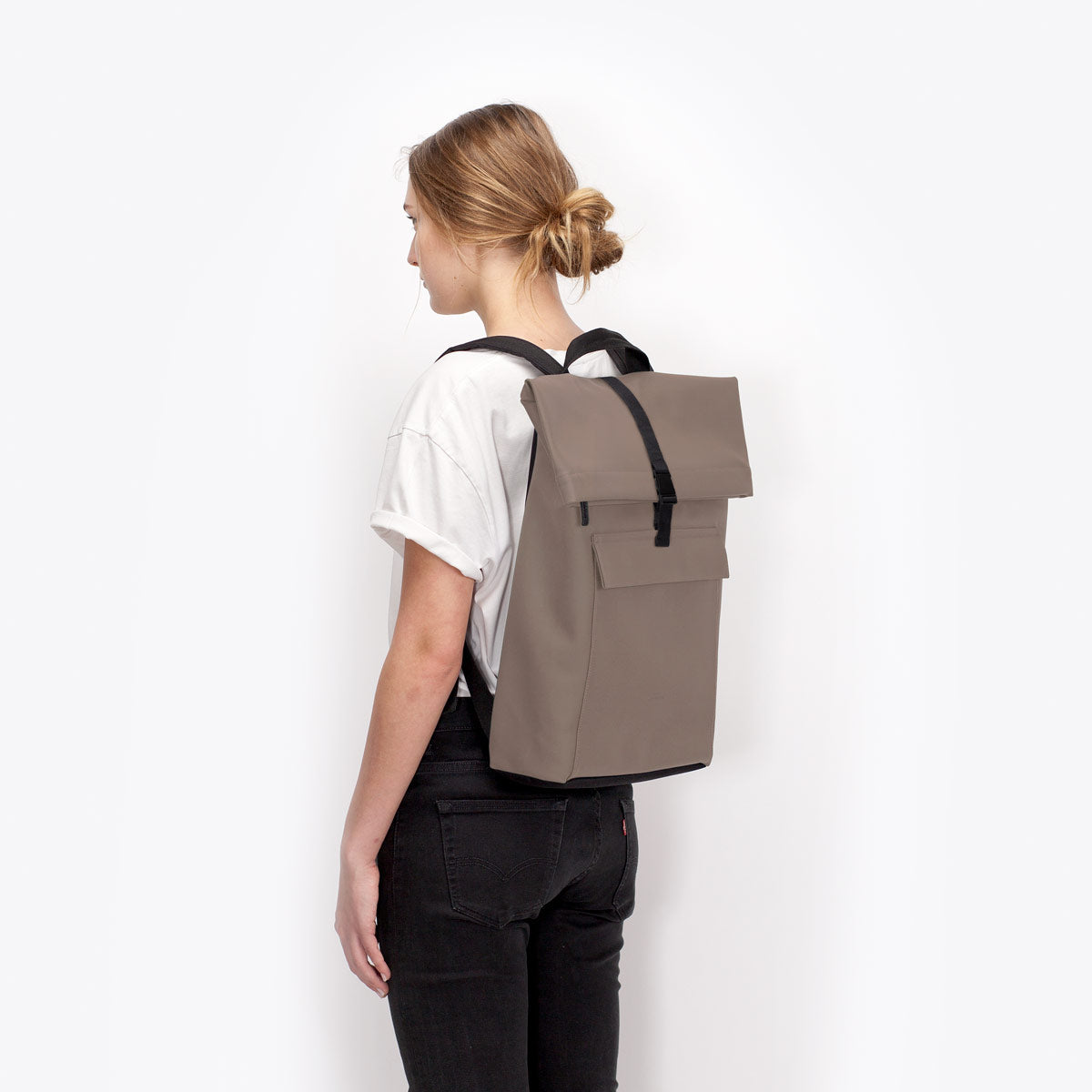 Jannik Roll-Top Backpack - Dark Sand / Medium