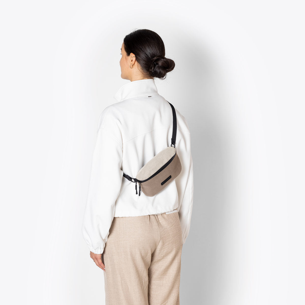 Jona Crossbody Bag - Dark Sand - Light Sand / Medium